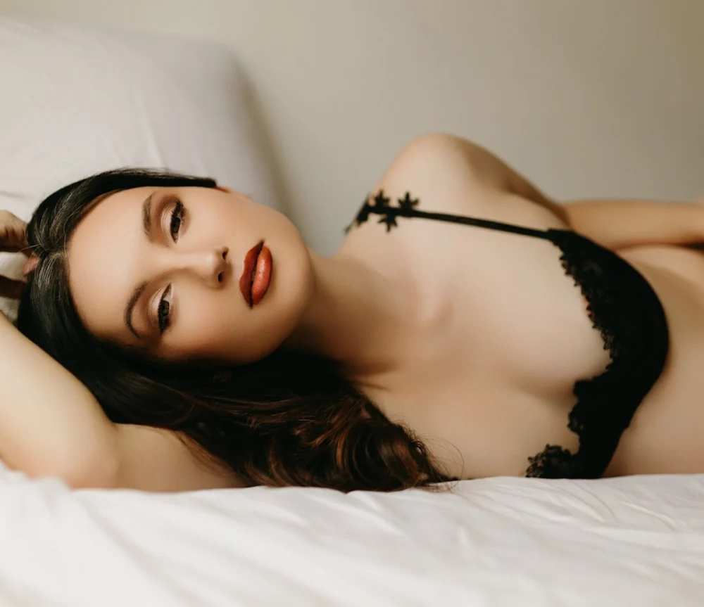 Lune Boudoir & Maternity Photography